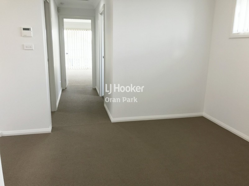 8b Harvey Street, Oran Park NSW 2570