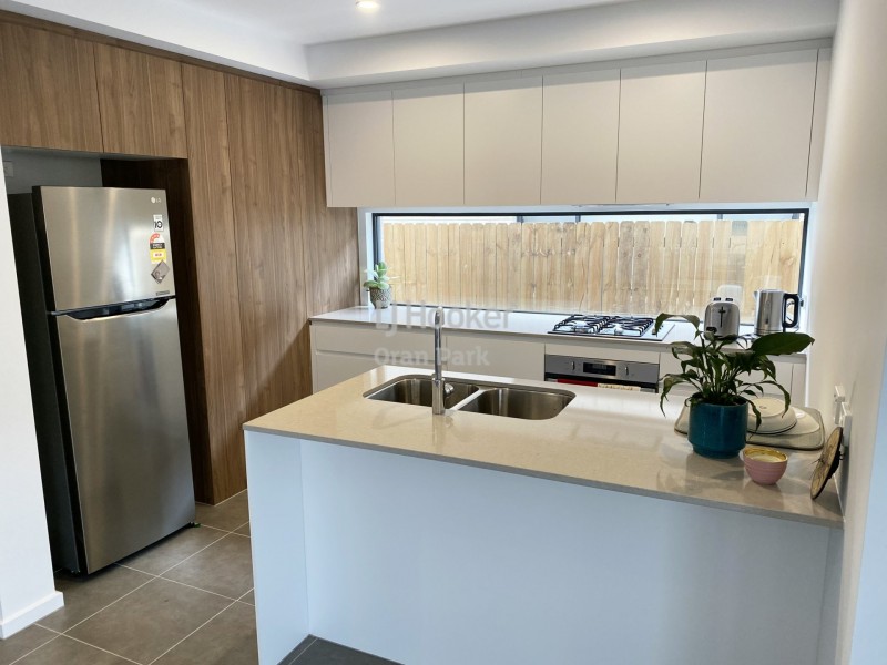 5 Crop Street, Oran Park NSW 2570