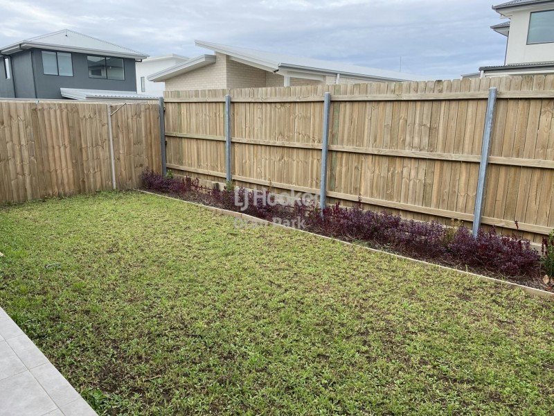 5 Crop Street, Oran Park NSW 2570