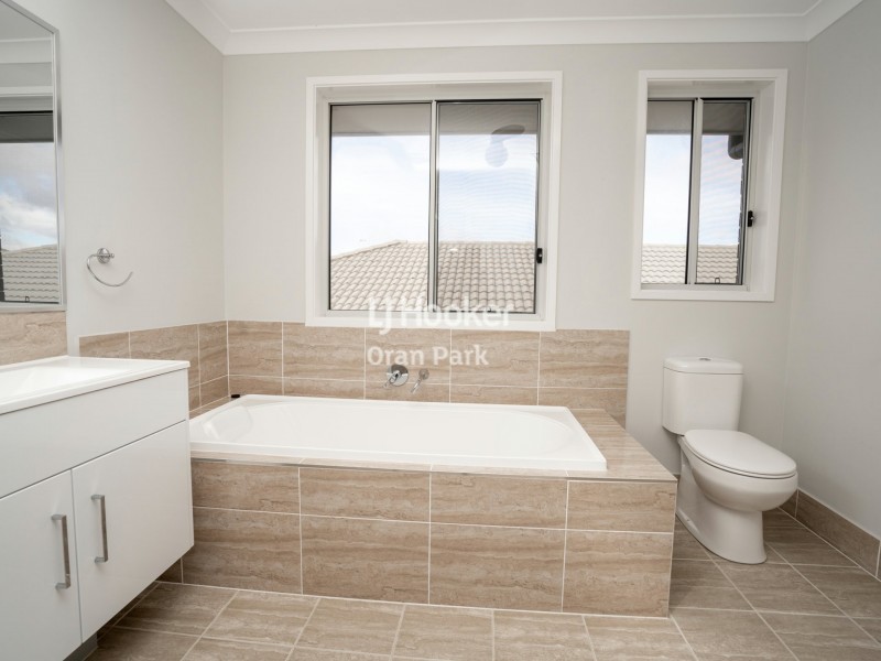 36a Skaife Street, Oran Park NSW 2570