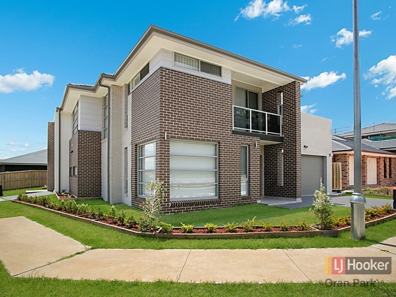 66B Longhurst Street, Oran Park NSW 2570