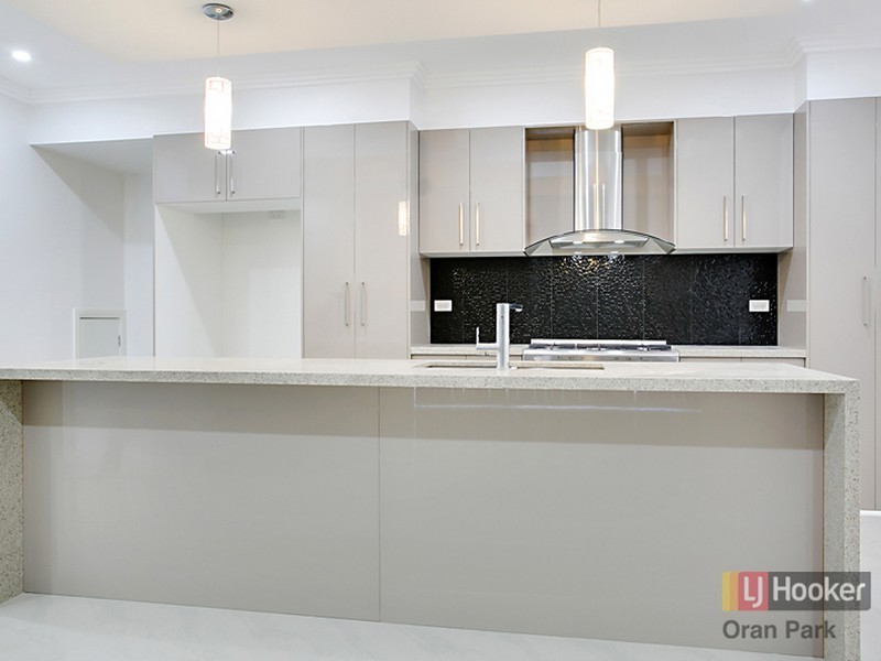 66B Longhurst Street, Oran Park NSW 2570