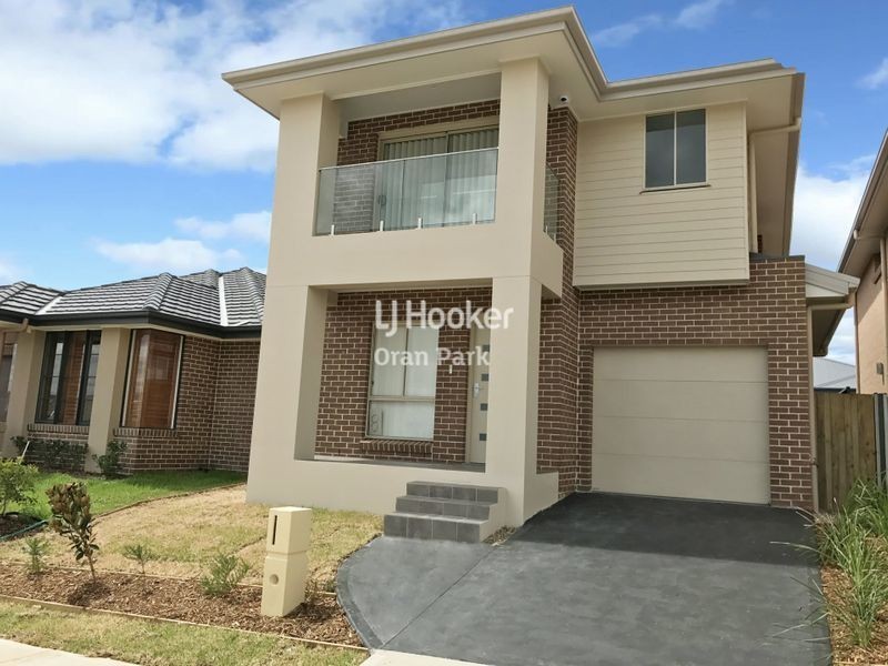 8B Harvey Street, Oran Park NSW 2570