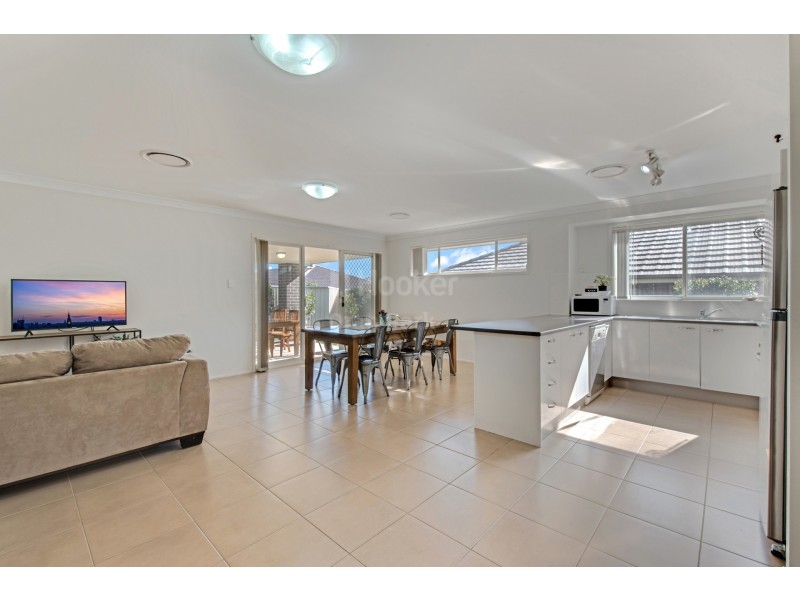 31 Tander Street, Oran Park NSW 2570