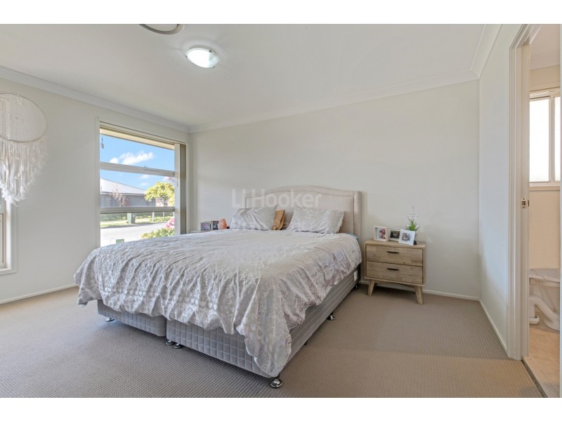 31 Tander Street, Oran Park NSW 2570