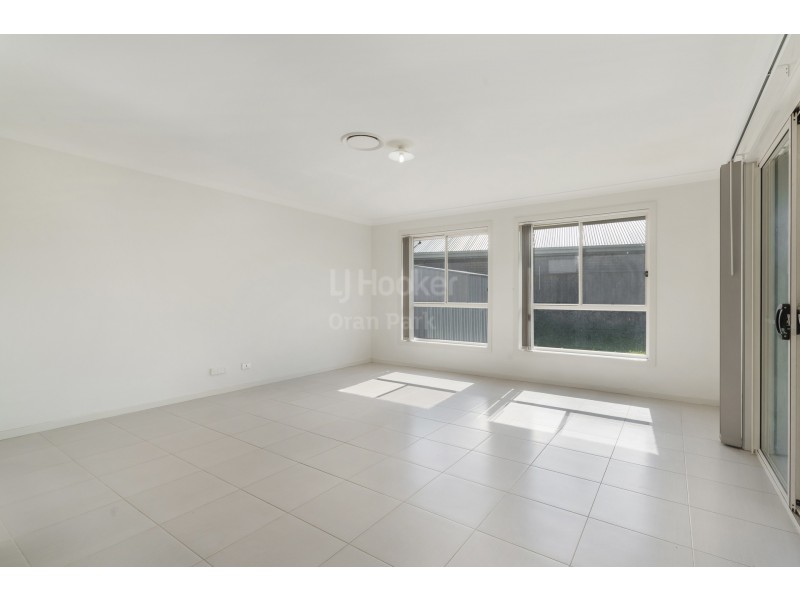 16 Loudon Crescent, Cobbitty NSW 2570