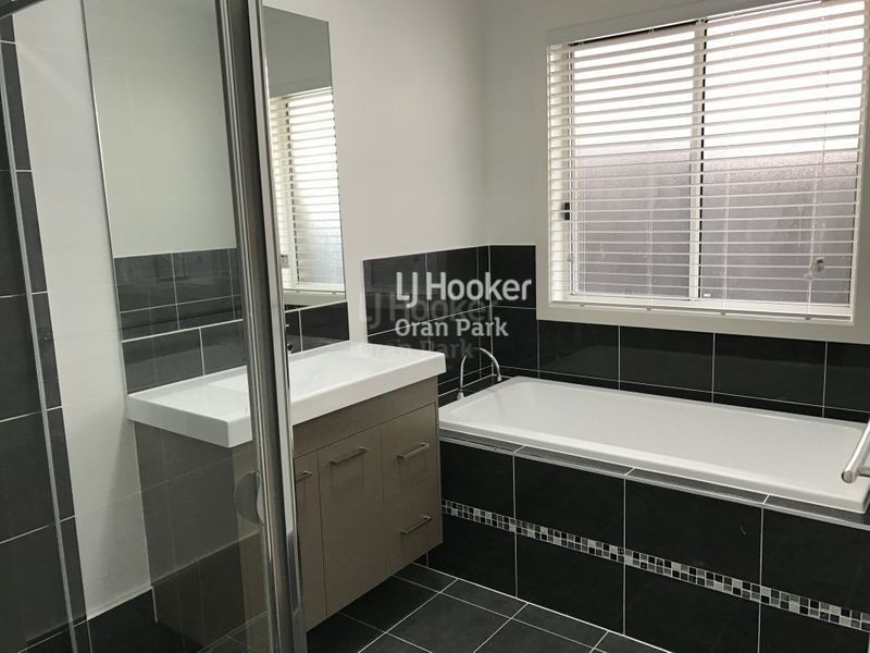 12 Weldon Street, Oran Park NSW 2570