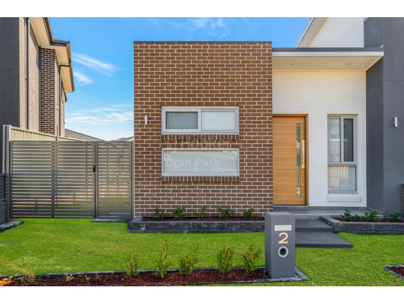 2 Stoneham Circuit, Oran Park NSW 2570