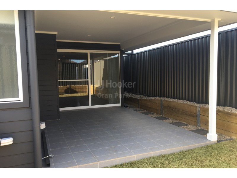 24 Arcadian Hills Crescent, Cobbitty NSW 2570