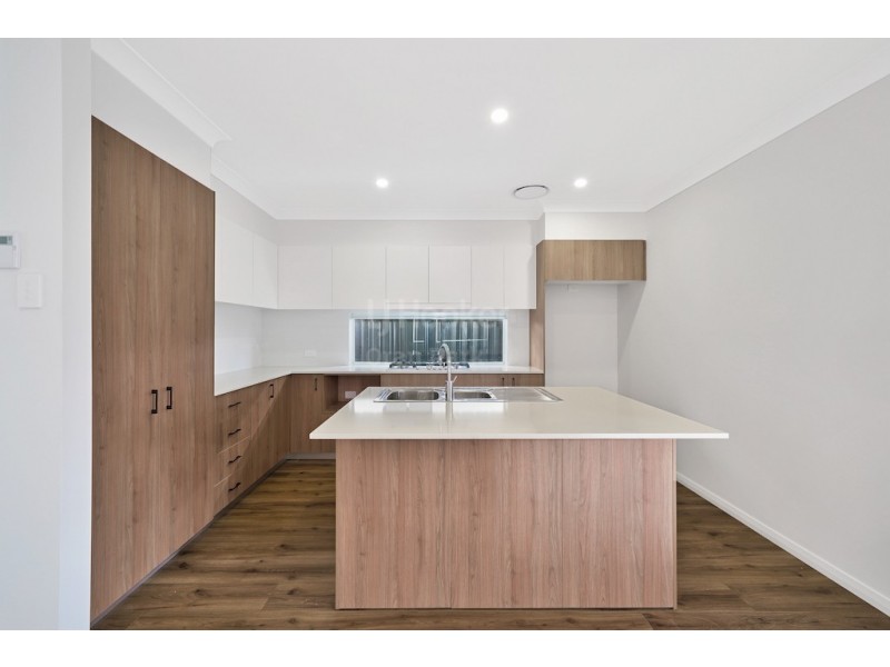 22 Audley Circuit, Gregory Hills NSW 2557