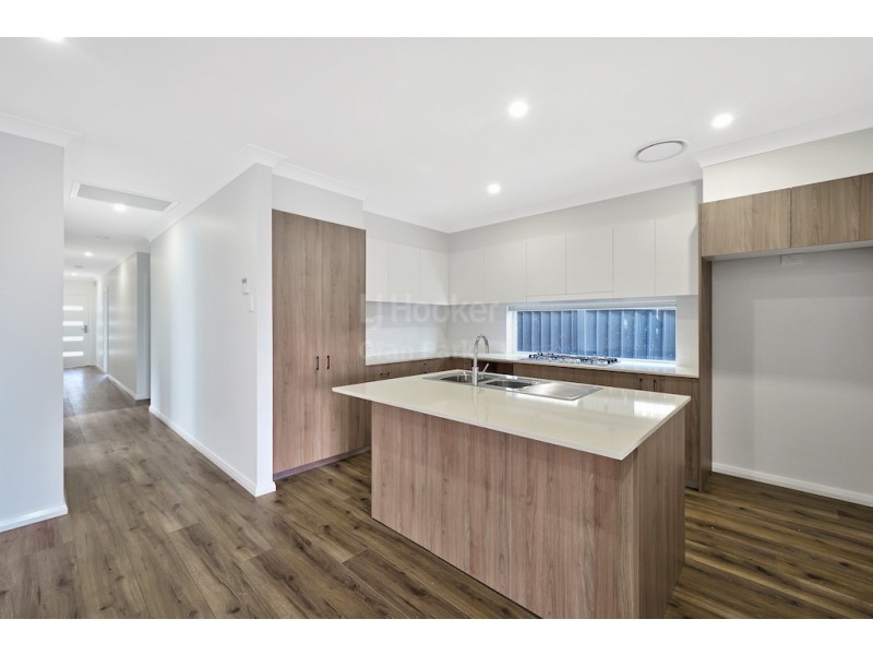 22 Audley Circuit, Gregory Hills NSW 2557