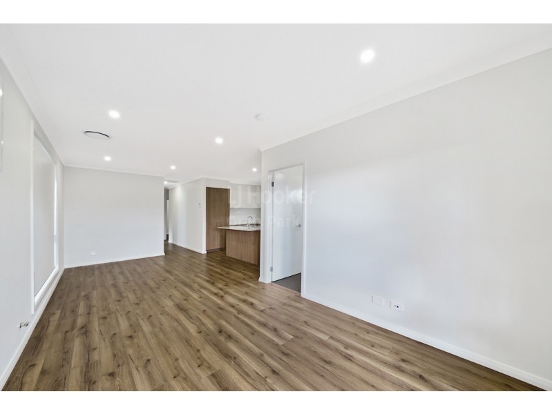 22 Audley Circuit, Gregory Hills NSW 2557