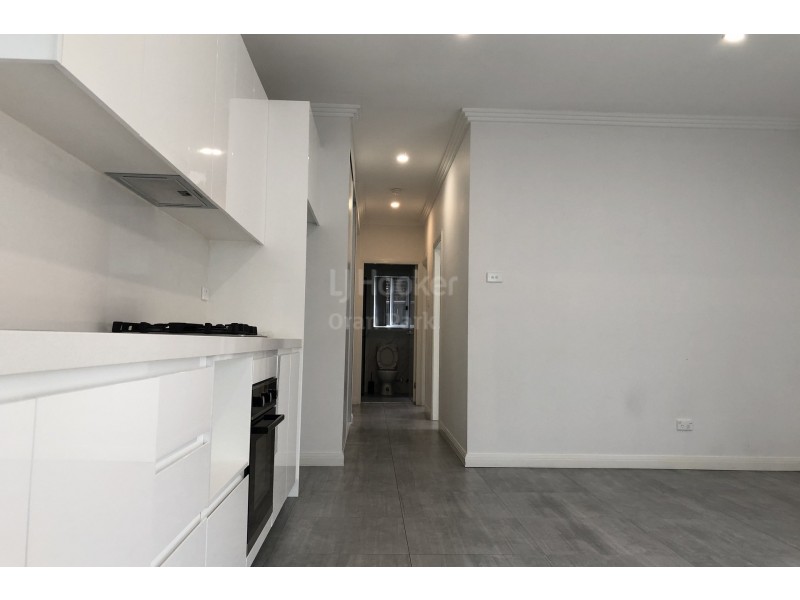 23b Rawlings Street, Oran Park NSW 2570