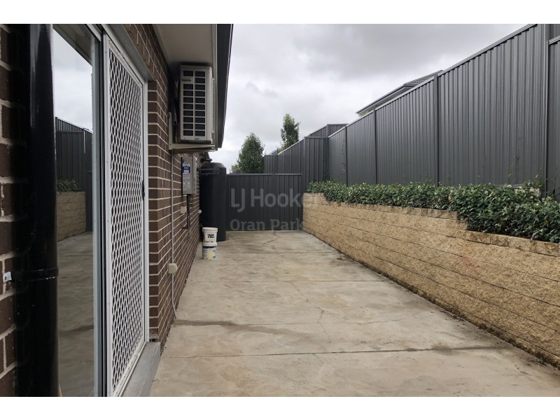 23b Rawlings Street, Oran Park NSW 2570