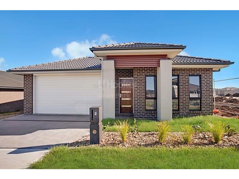 9 Radisich Loop, Oran Park NSW 2570