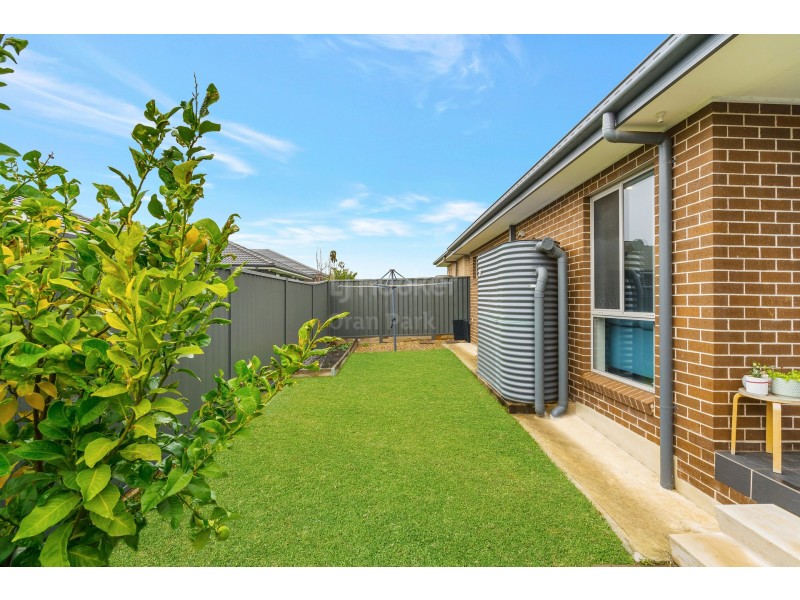9 Gale Street, Oran Park NSW 2570