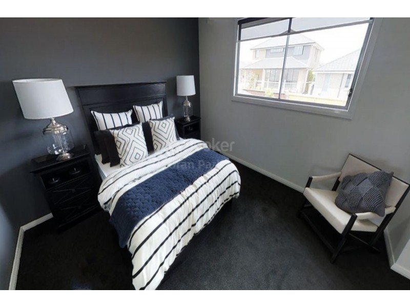 5a Sargent Street, Oran Park NSW 2570