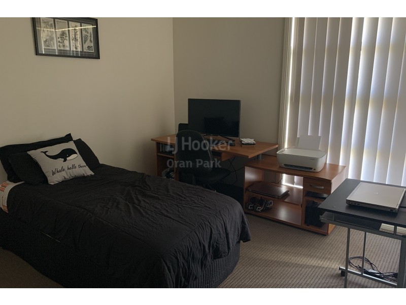 13 Finlay Street, Oran Park NSW 2570