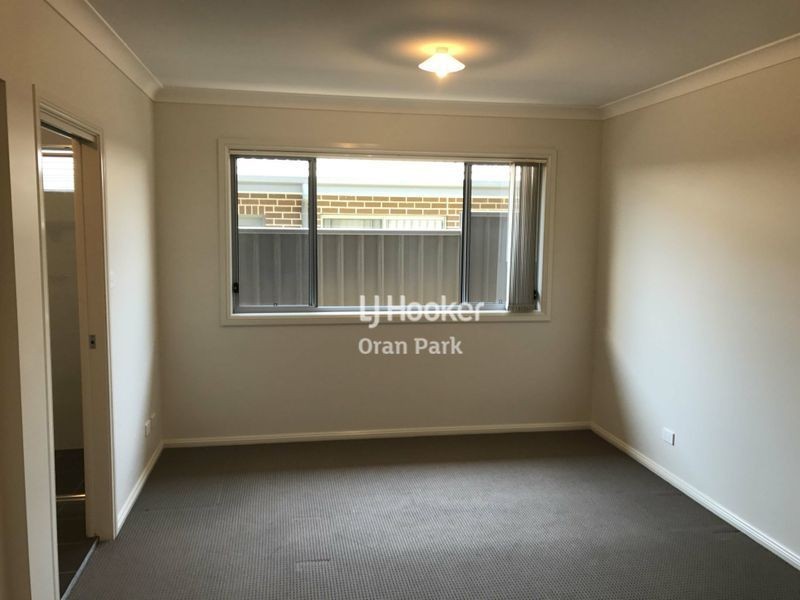 13 Finlay Street, Oran Park NSW 2570