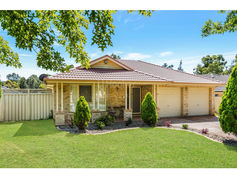 9 Vannon Circuit, Currans Hill NSW 2567