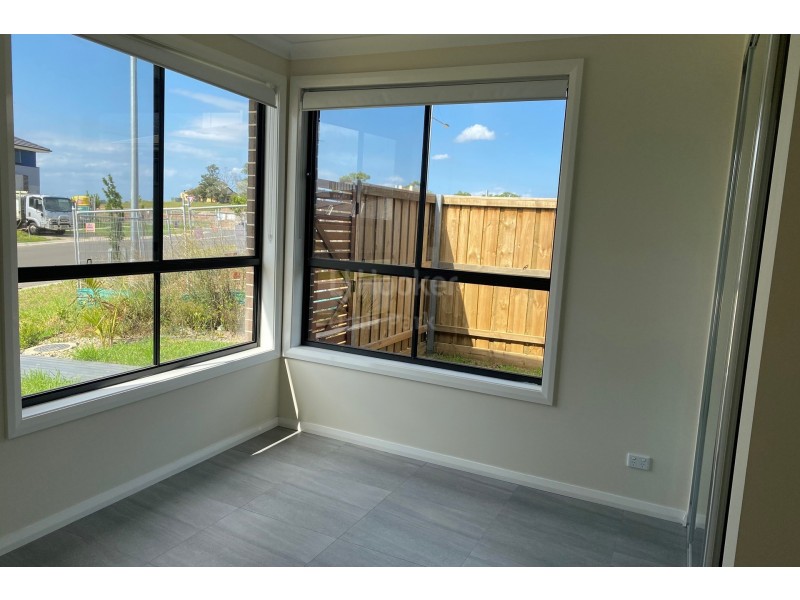 47b Rodwell Road, Oran Park NSW 2570