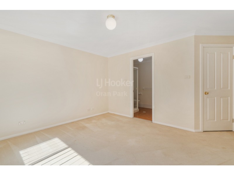 12 Vannon Circuit, Currans Hill NSW 2567