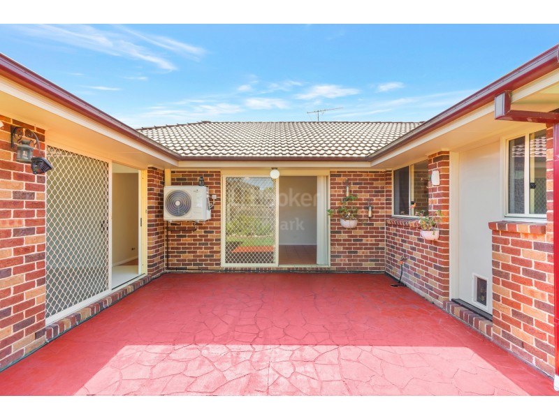 12 Vannon Circuit, Currans Hill NSW 2567