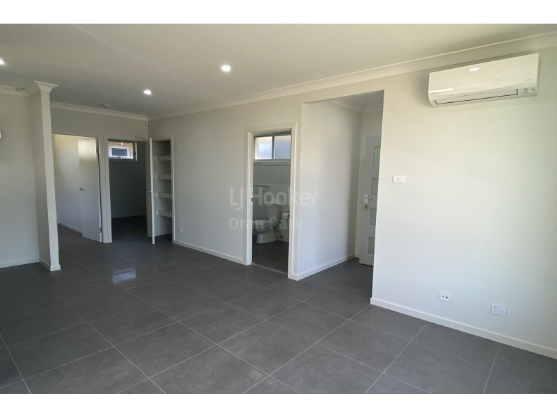 17b Fleece Loop, Oran Park NSW 2570