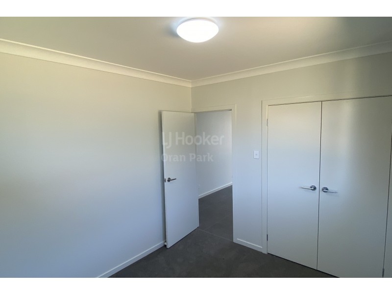 17b Fleece Loop, Oran Park NSW 2570