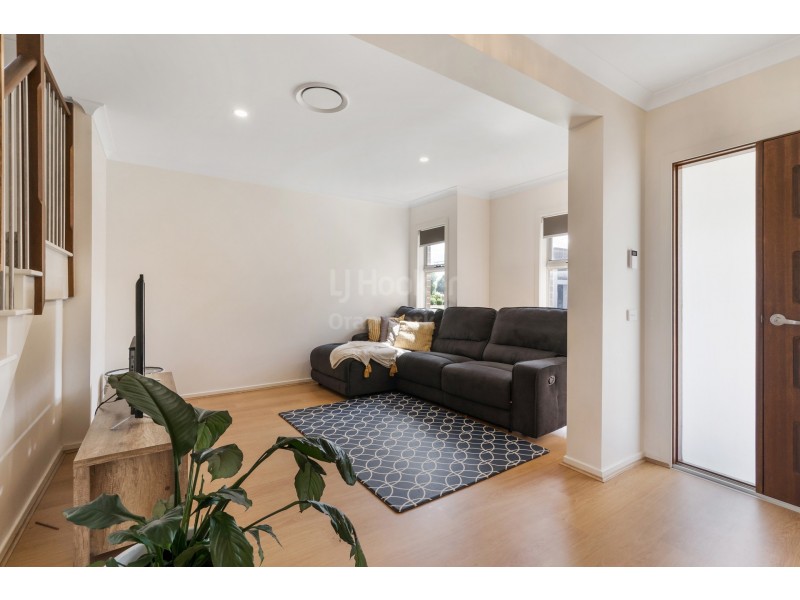 22 Moffat Street, Oran Park NSW 2570