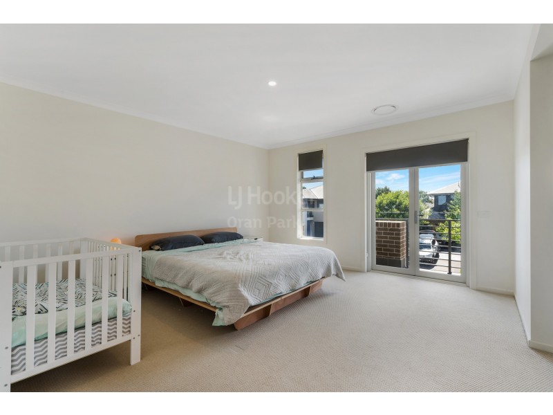 22 Moffat Street, Oran Park NSW 2570