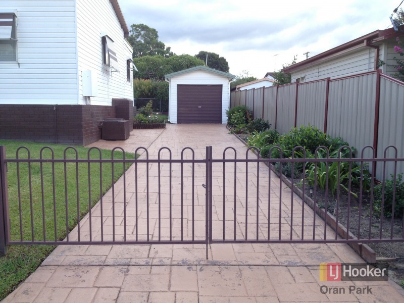 11 First Street, Warragamba NSW 2752