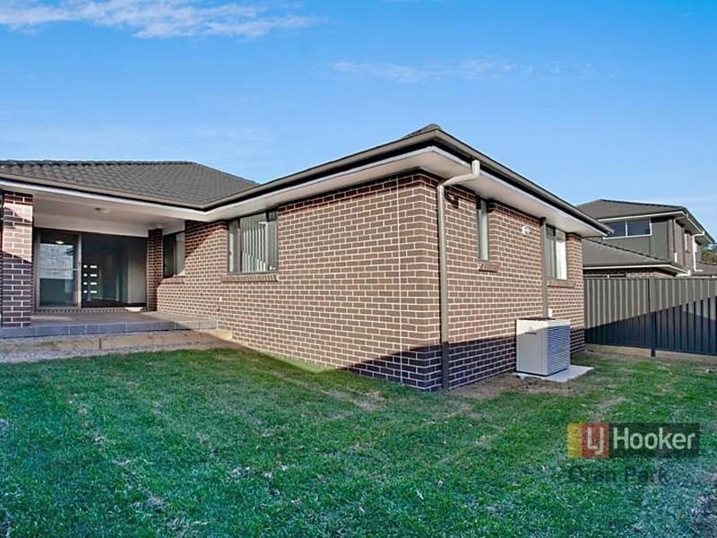 102 Radisich Loop, Oran Park NSW 2570