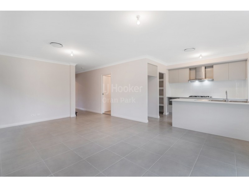12 Wheat Street, Oran Park NSW 2570