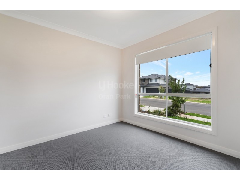 12 Wheat Street, Oran Park NSW 2570