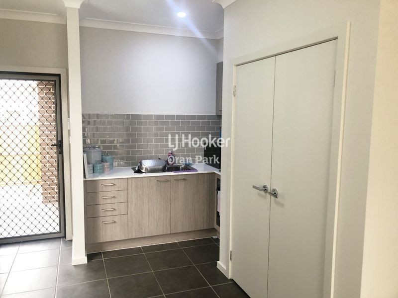33B Evans Street, Oran Park NSW 2570