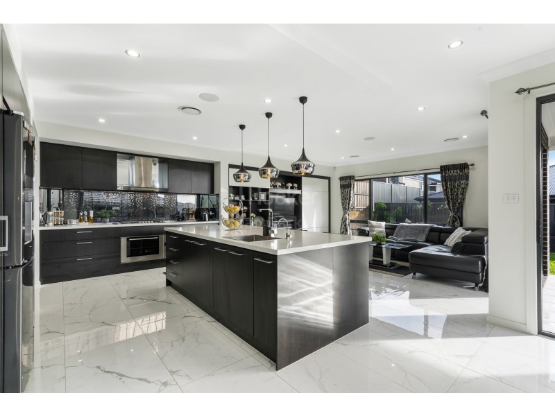 26 Loveday Street, Oran Park NSW 2570