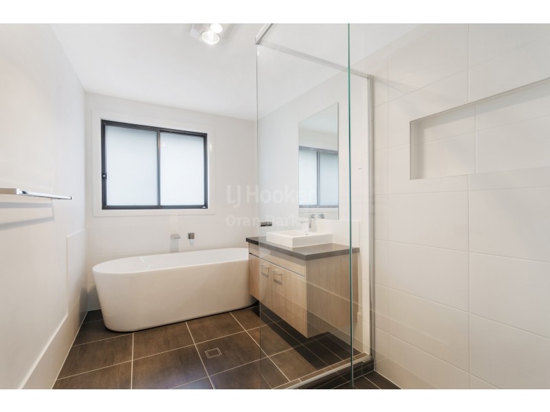 26 Loveday Street, Oran Park NSW 2570