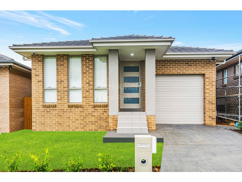 17 Drover Street, Oran Park NSW 2570