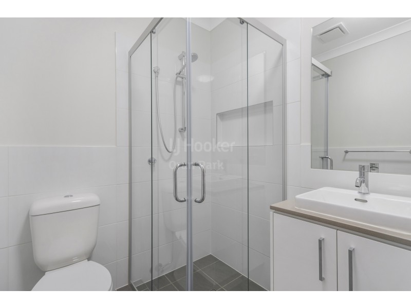 17b Drover Street, Oran Park NSW 2570