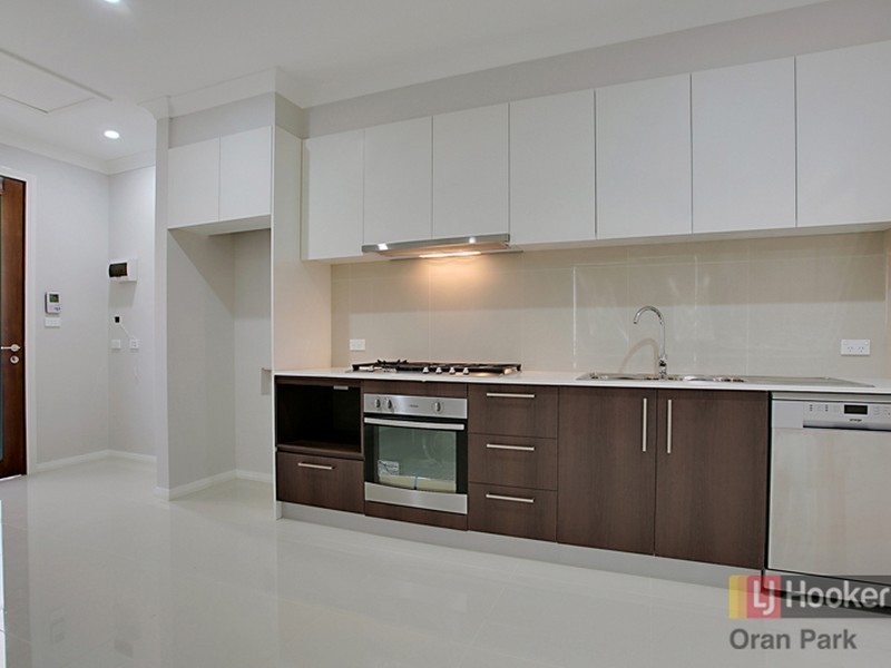 10a Weldon Street, Oran Park NSW 2570
