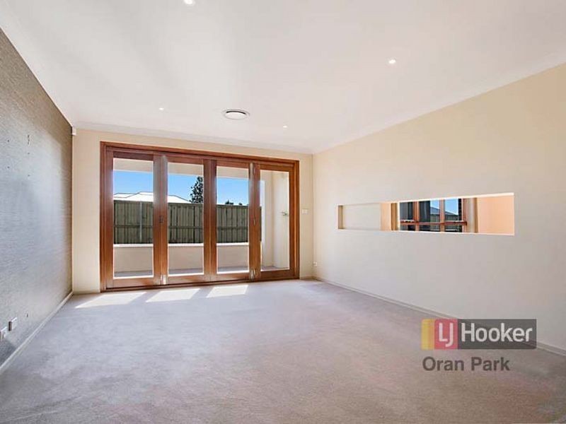 21 Bond Street, Oran Park NSW 2570