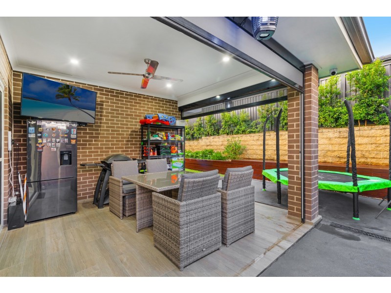 14 Orlando Street, Oran Park NSW 2570