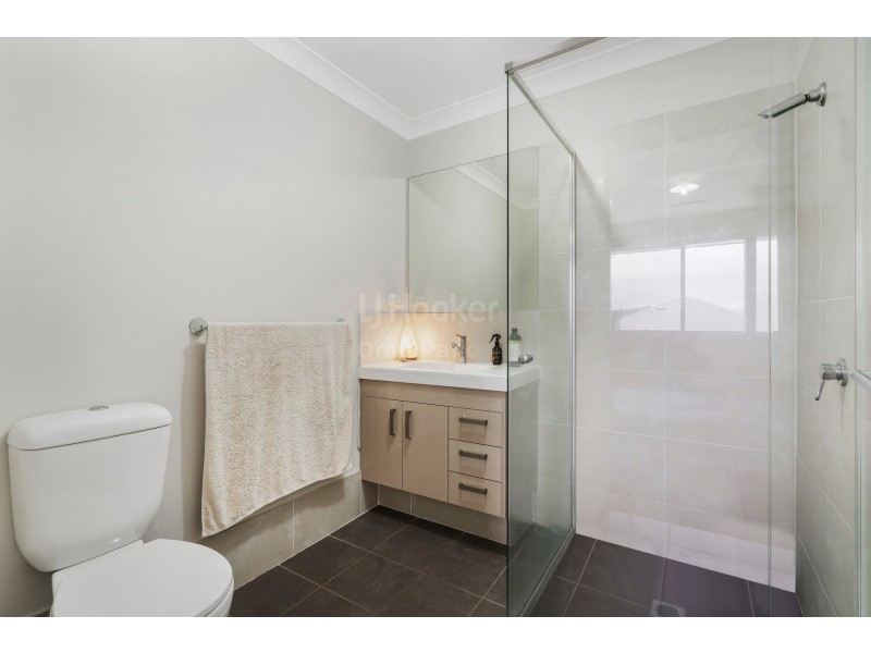 70 Richards Loop, Oran Park NSW 2570