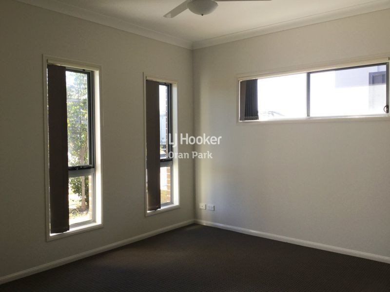 29 Lowndes Drive, Oran Park NSW 2570