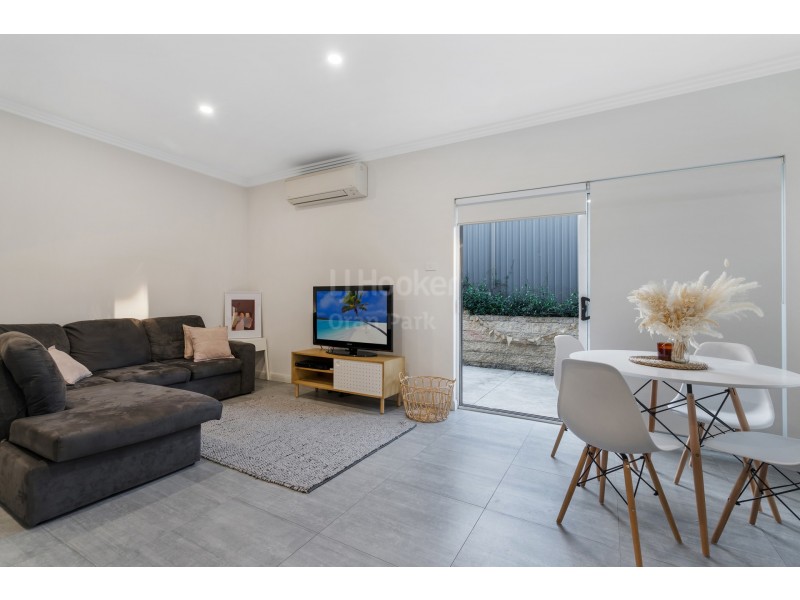 23 Rawlings Street, Oran Park NSW 2570