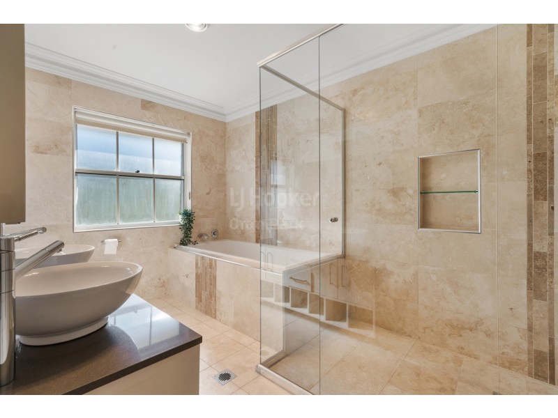 9 Woodgrove Avenue, Harrington Park NSW 2567