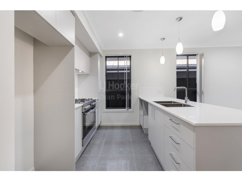 6A Fleece Loop, Oran Park NSW 2570