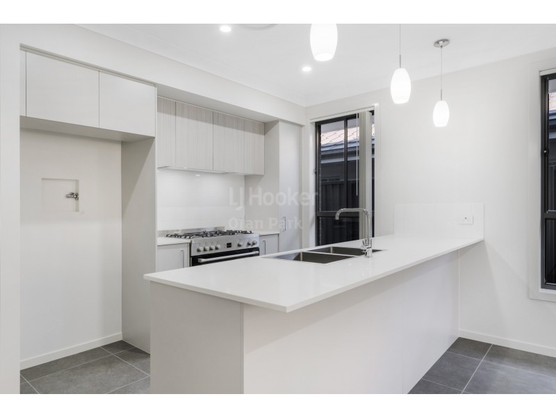 6A Fleece Loop, Oran Park NSW 2570