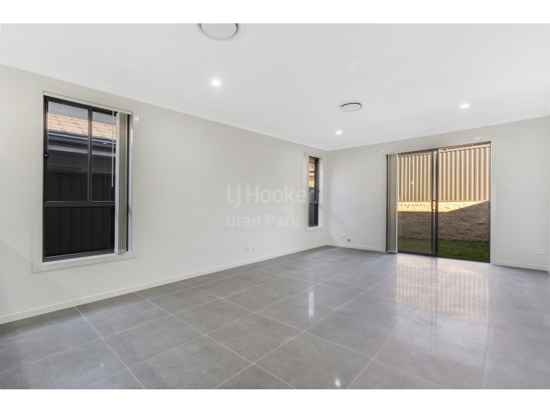 6A Fleece Loop, Oran Park NSW 2570
